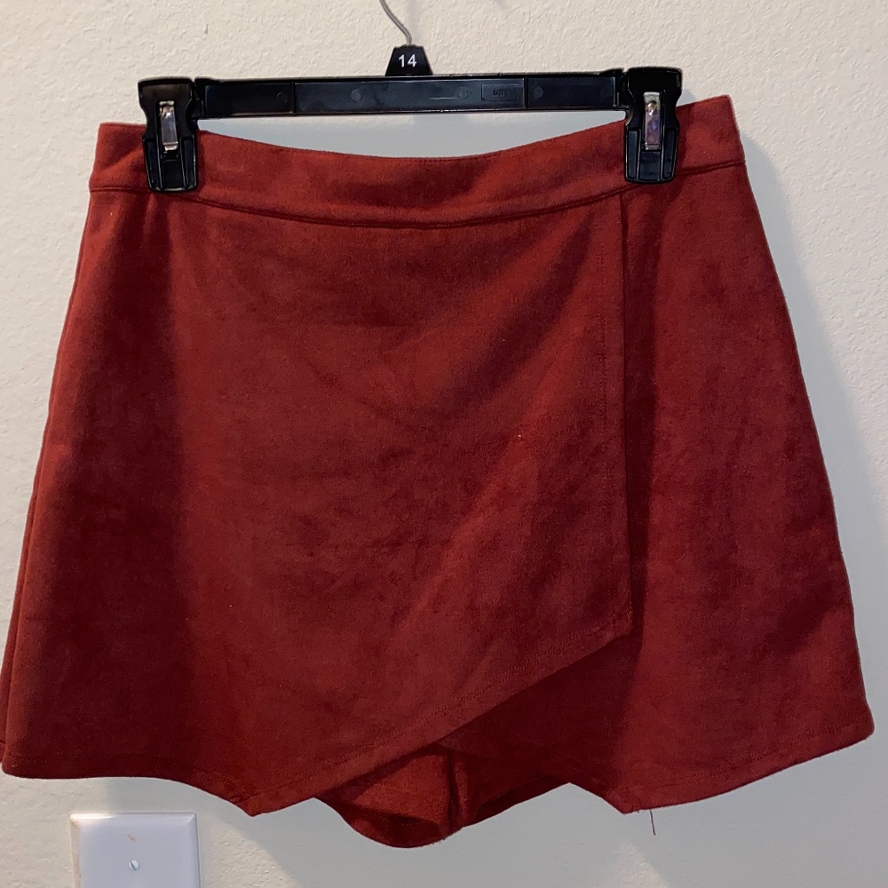 Burgundy Sued Skort